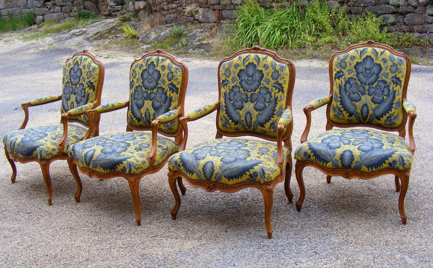 Fauteuils Louis XV