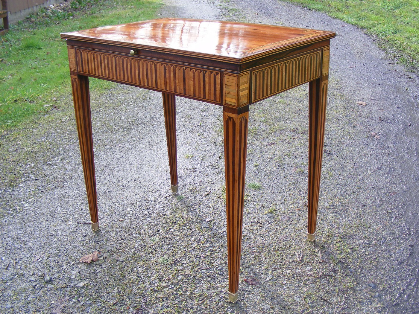 Table écritoire